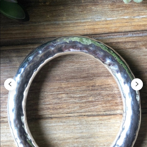 Gorgeous vintage retired silpada hammered bracelet heavy piece - Picture 7 of 8